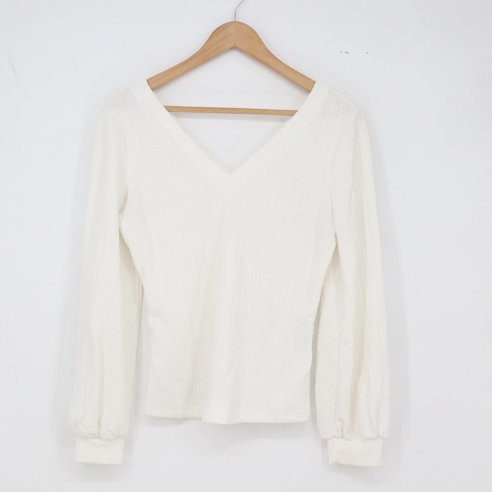 SHEIN Top Womens M Textured Popcorn Double V-Neck White Puff Sleeve Excellent